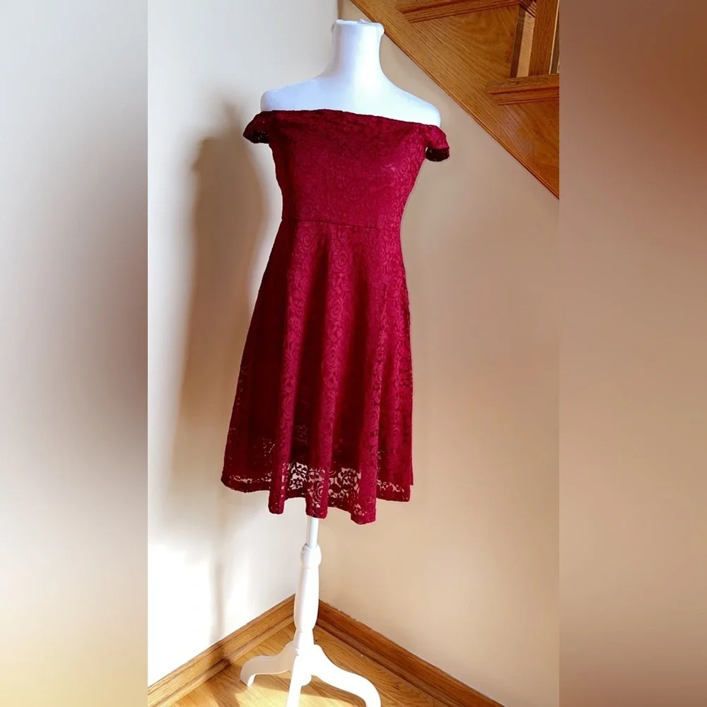 Women’s Dress Size Small Red Lace Off Shoulder A Line Swing Cocktail Party Dress - Picture 6 of 8